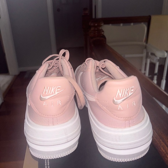 Pink Air Force 1’s - Picture 3 of 3